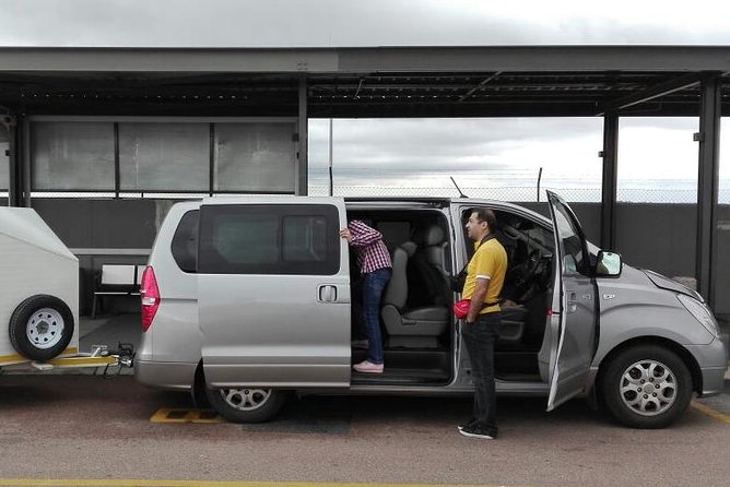 Comfort Private Airport Transfer: OR Tambo Airport (JNB) - The airport pickup can take patience