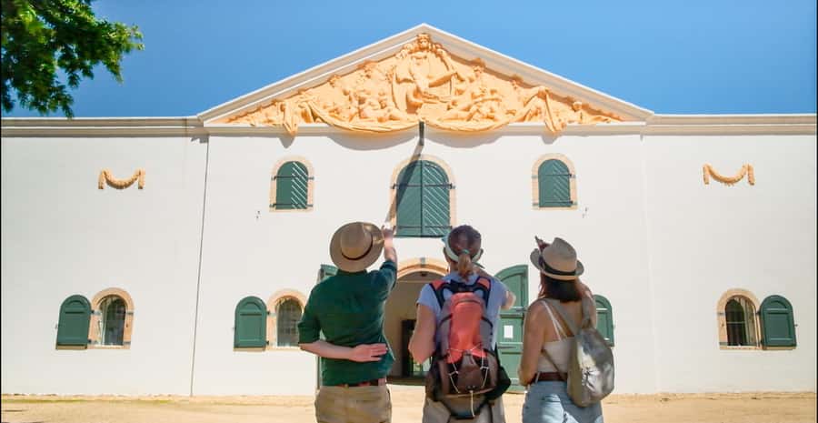 Constantia: Wine Walk with Lunch and Enchanting Stories - Why this Constantia walk is different from a standard wine tour
