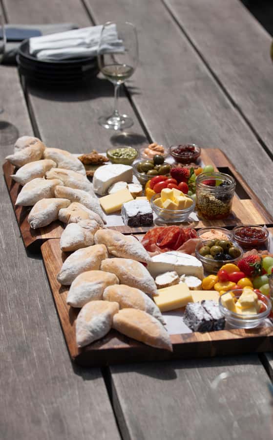 Constantia: Wine Walk with Lunch and Enchanting Stories - Walking onward to Klein Constantia