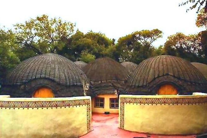 Cradle of Human Kind Tour and Lesedi Cultural Village Day Tour - Food and what to bring