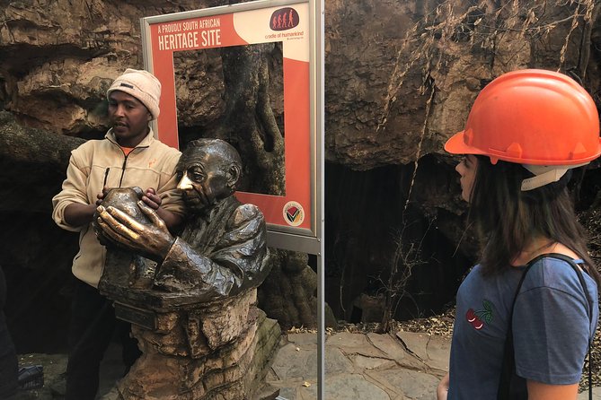 Cradle of Humankind Tour with Lion Safari from Johannesburg - What the 10-hour schedule feels like