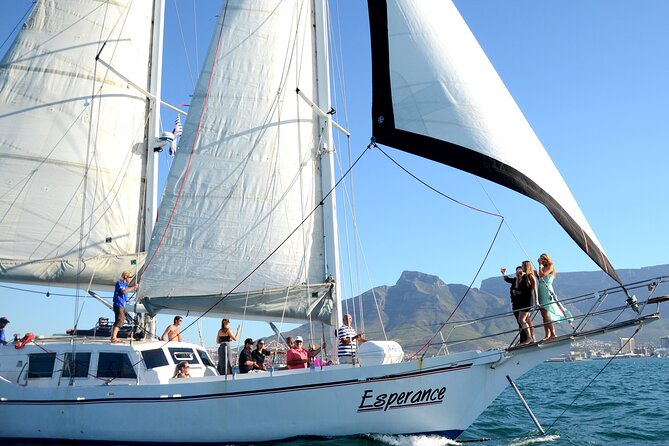 Cruise and Dine Dinner / Cape Town: Sunset Champagne Cruise and 3-Course Dinner - Weather can change the whole evening