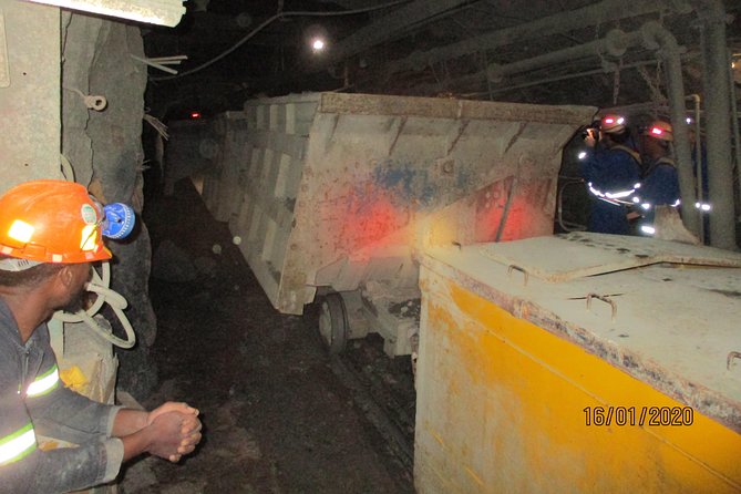 Cullinan Diamond Mine Tour - The Big Hole and the limits of the surface route