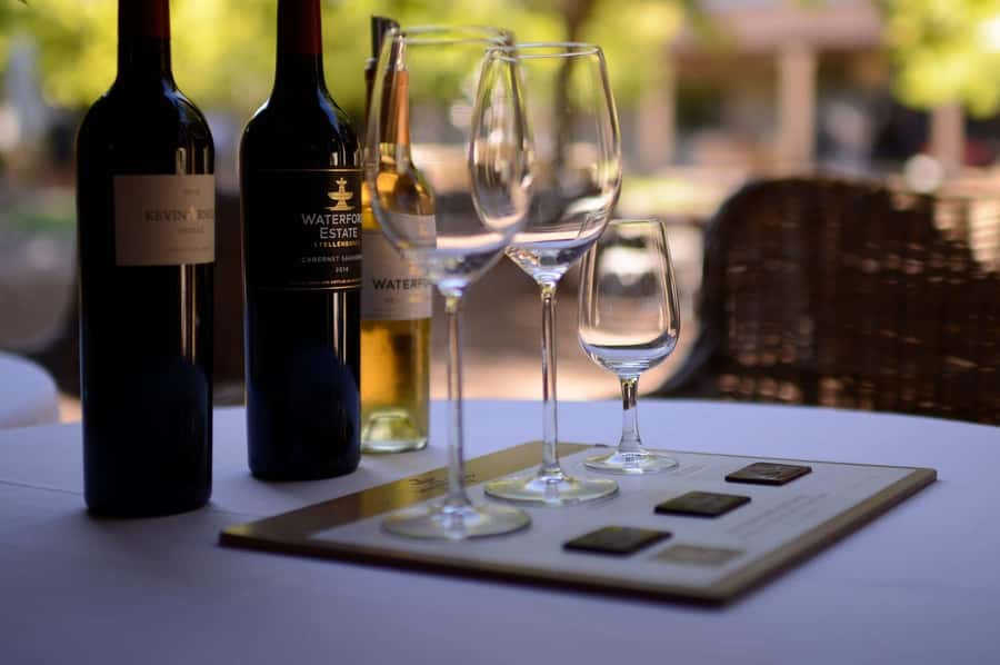 CUSTOMISED PRIVATE WINE TOUR WITH LUNCH - CAPE TOWN - A private Stellenbosch day built around your taste