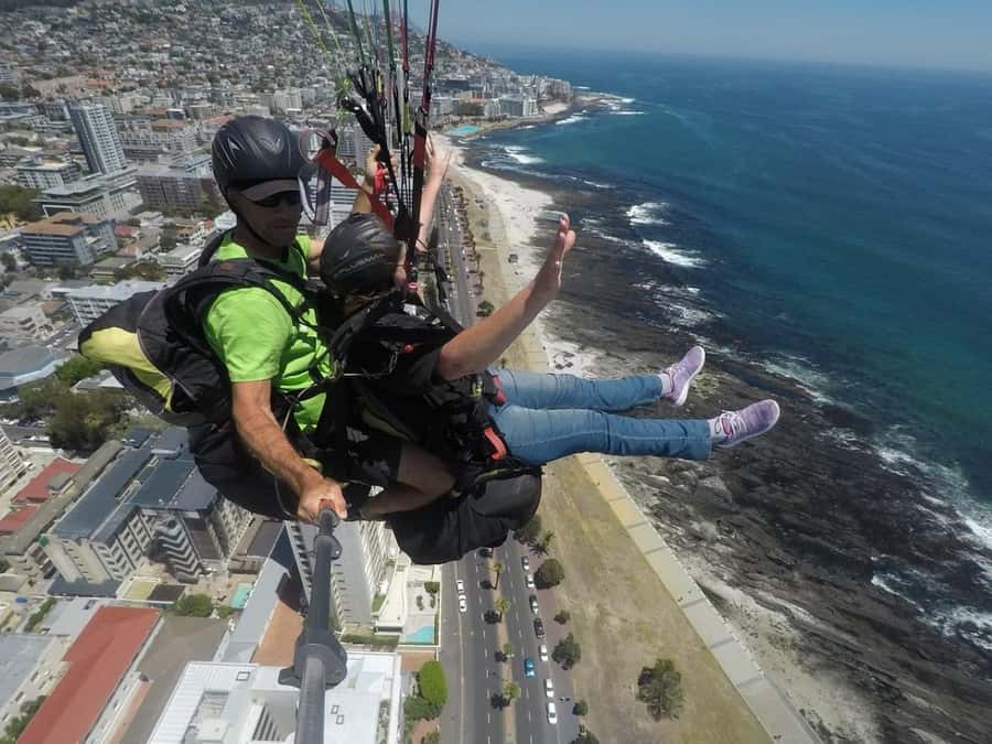 Discover Cape Town Tandem Paragliding - What the pilot and guide add