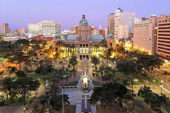 Durban: City Sightseeing and Walking Tour - Victoria Street and the everyday city