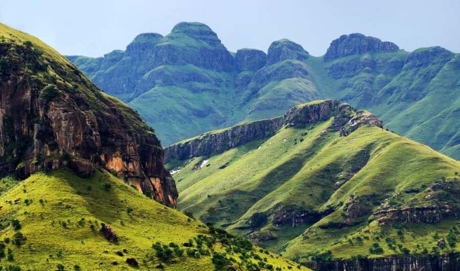 Durban: Drakensberg, Mandela Capture Site and Howick Falls - The drive is part of the bargain