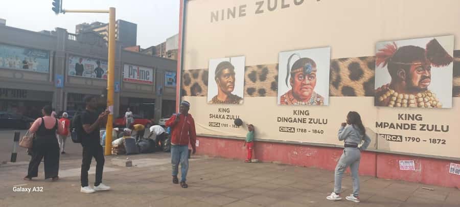 Durban: Local Markets and Culture Guided Walking Tour - Walking Through the City and Toward North Beach