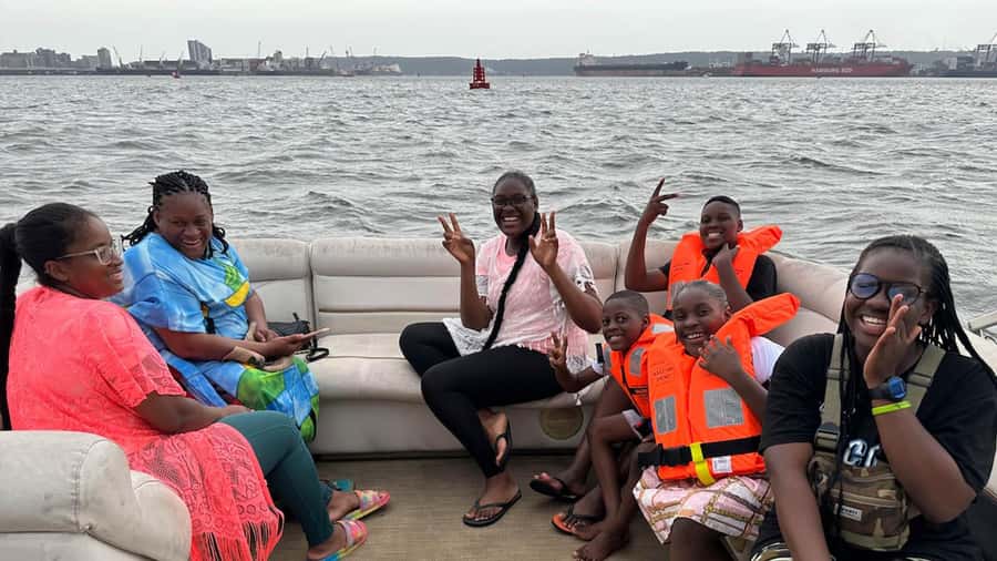 Durban: Pontoon Boat Harbor Cruise - Seeing Durban Harbor at working scale