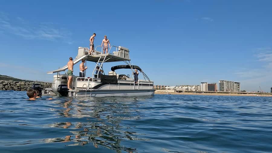 Durban: Pontoon Boat Harbor Cruise - Comfort, safety, and rough-water concerns