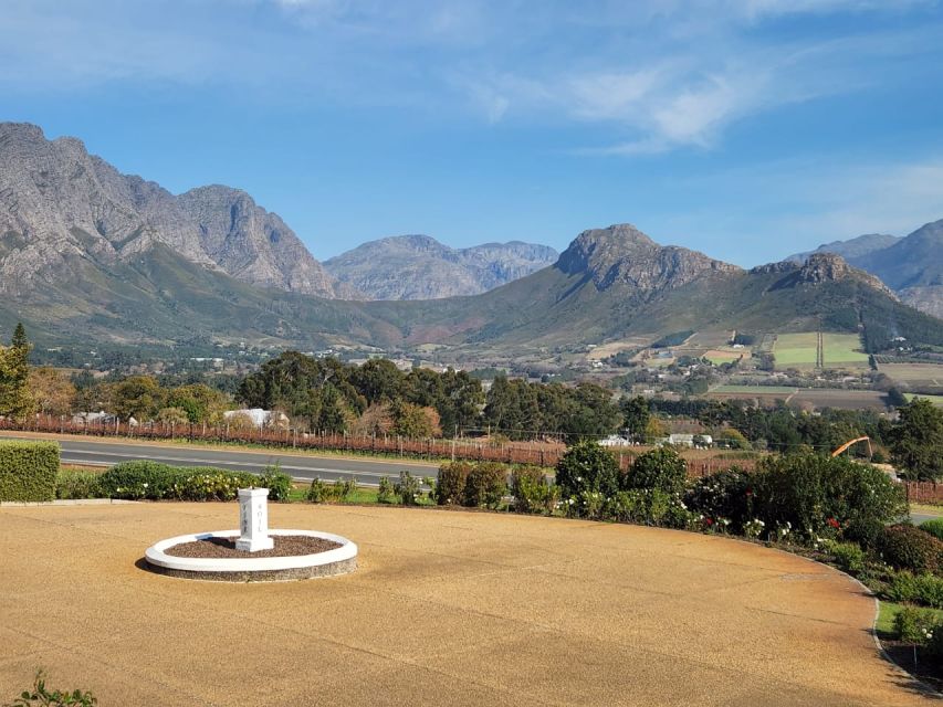 Franschhoek & Stellenbosch: Full-Day Wine Tour - A short look at Franschhoek itself