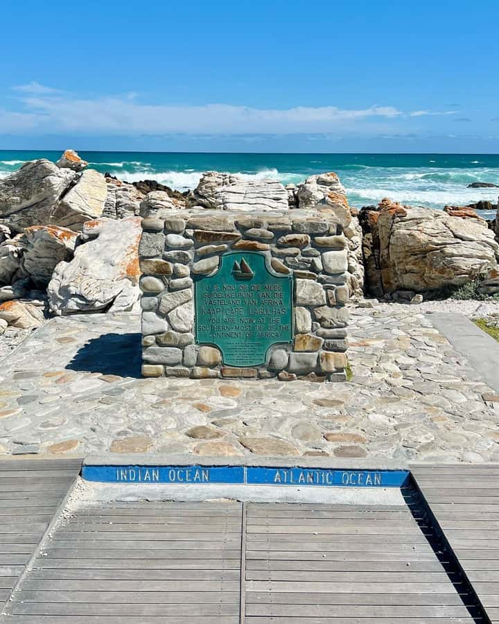 From Cape Town: Cape Agulhas, Penguins, Wine Tasting Tour - Stony Point brings African penguins close