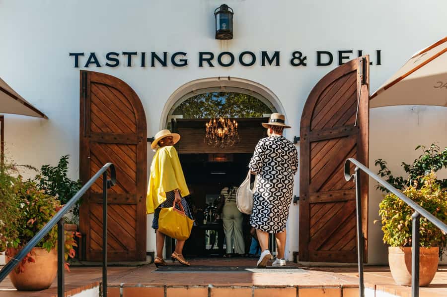 From Cape Town: Full Day Winelands Tour with wine tastings - Franschhoek is the strongest stop for walking and lunch