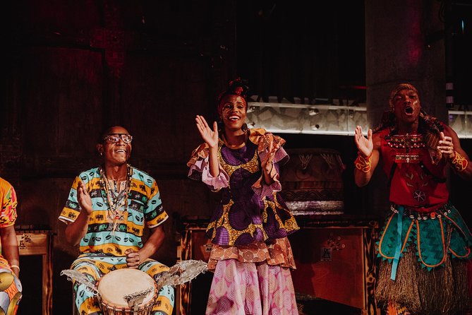 From CapeTown: African Dinner and Drumming Experience - Arriving for a South African dinner show