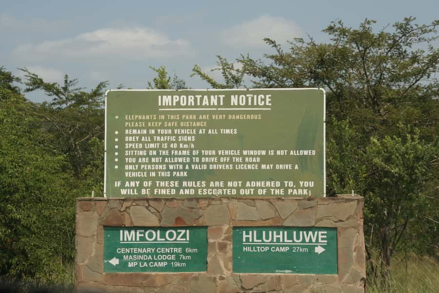 From Durban: Hluhluwe Imfolozi Game Reserve Day Trip - Booking tips for a smoother day