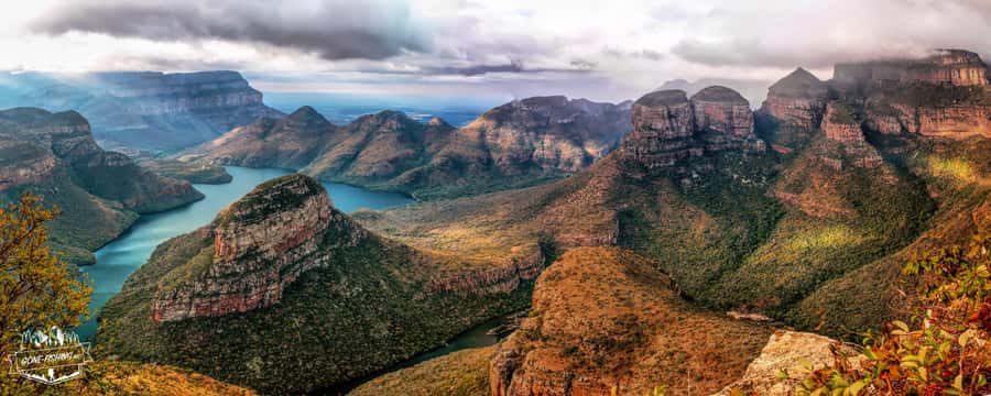 From Hazyview: Full-Day Guided Panorama Tour - Three Rondavels and Blyde River Canyon deliver the big views