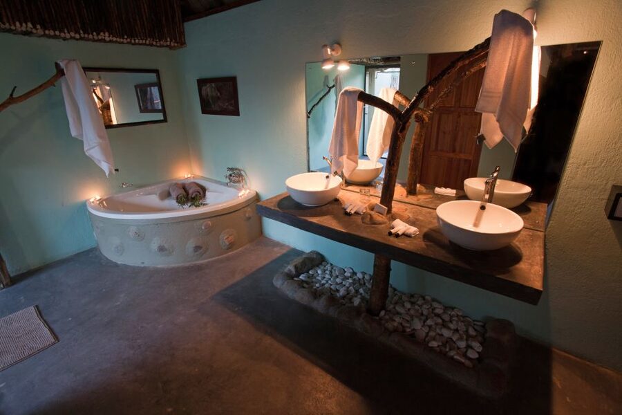 From Johannesburg: Kruger National Park 4-Day Luxury Safari - Who will get the most from this safari