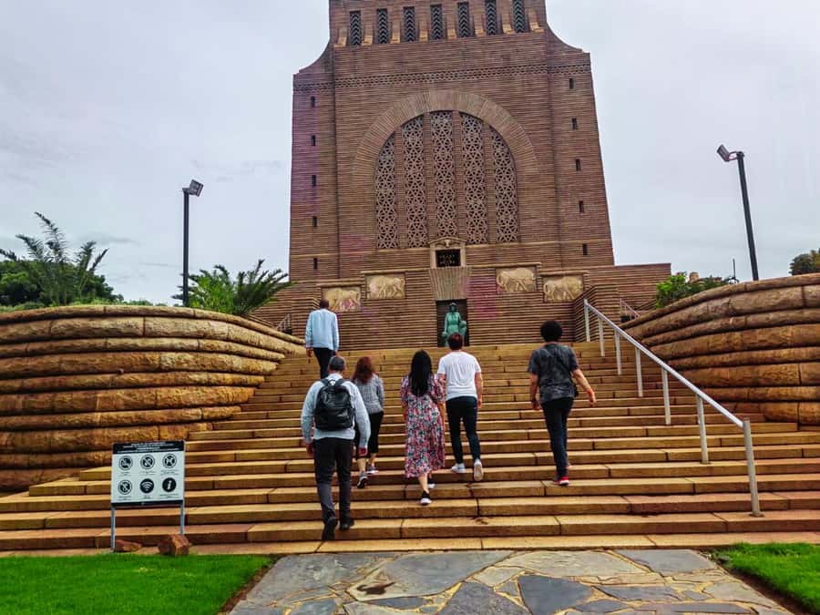 From Johannesburg: Pretoria, Soweto & Apartheid Museum Tour - Kruger Museum and Church Square