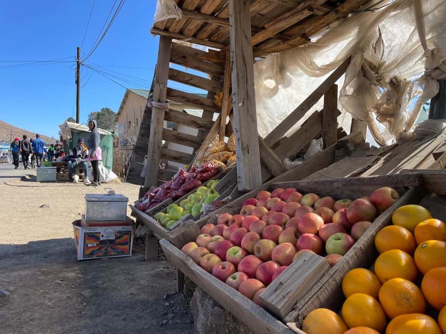 From Underberg: Extended Lesotho Day Tour - 9.5hrs - A Basotho homestead, fresh bread, and blankets