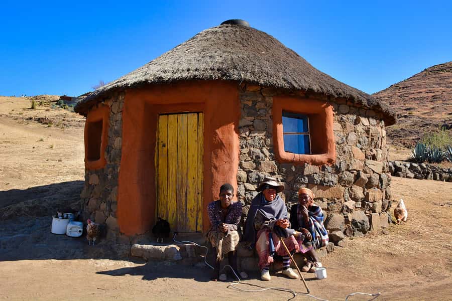 From Underberg: Extended Lesotho Day Tour - 9.5hrs - Starting at The Grind Cafe in Underberg