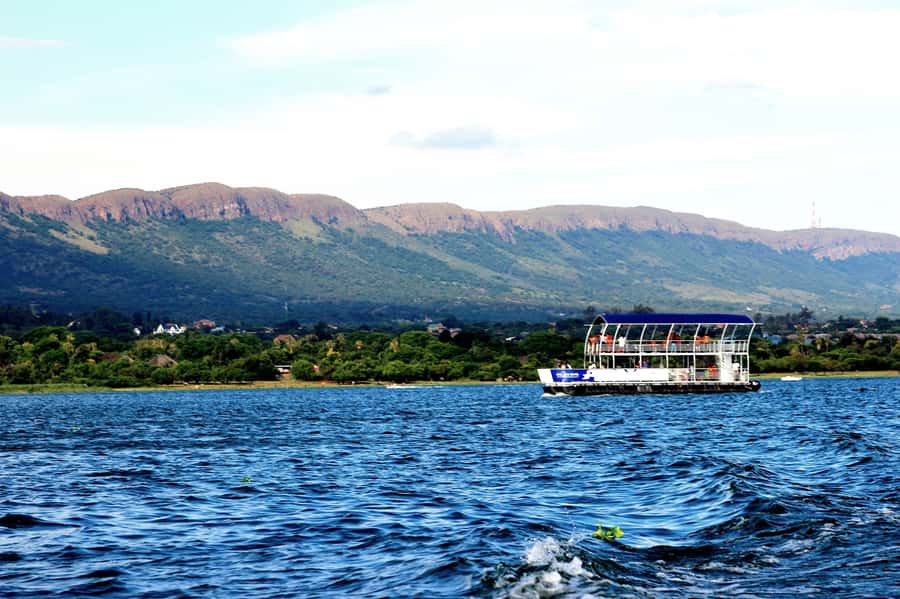 Hartbeespoort: 2-Hour Dam Cruise with South African Food - South African food, music, and the cash bar