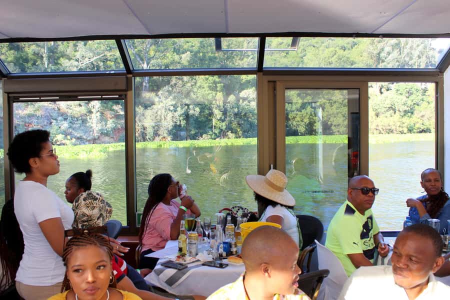 Hartbeespoort Dam: The Luxury Alba Boat Cruise with Food - Service, music, and the occasion factor