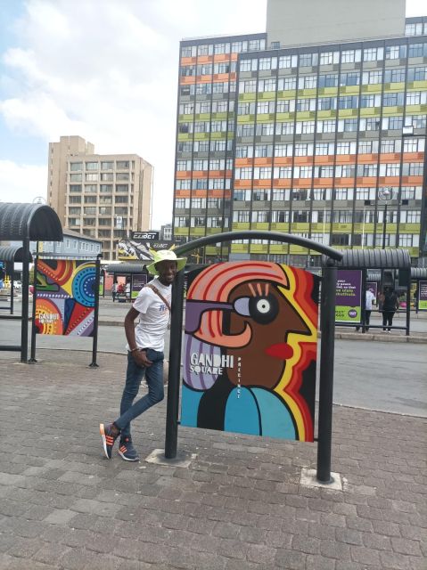 Johannesburg City Walking Excursion - Carlton Centre and the ABSA gallery
