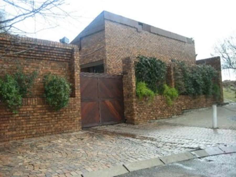 Johannesburg: Half-Day Soweto Tour with a Local Guide - Is $74 a fair price?