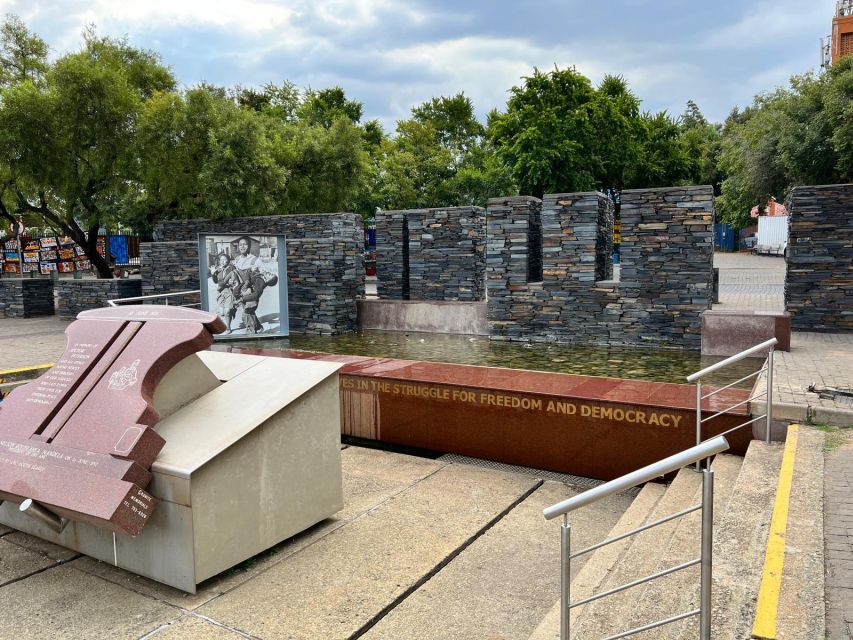 Johannesburg: Half-Day Soweto Tour with a Local Guide - Hector Pieterson Memorial and the 1976 uprising