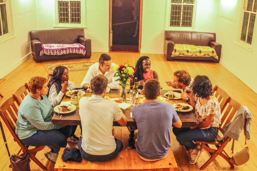 Johannesburg: Pan-African Cooking & Dinning Experience - Welcome drinks and a local home