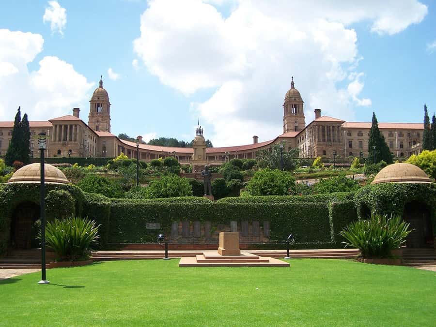Johannesburg: Pretoria and Cullinan Diamond Mine Tour - Why combine Pretoria with Cullinan?