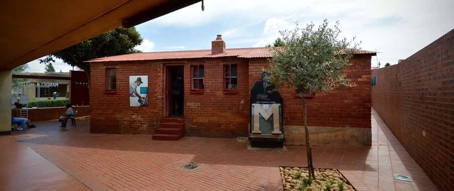 Johannesburg: Soweto Night Tour - Practical comfort, access, and timing
