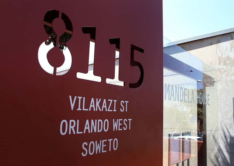 Johannesburg: Soweto Tour with Lunch - From Johannesburg to Soccer City