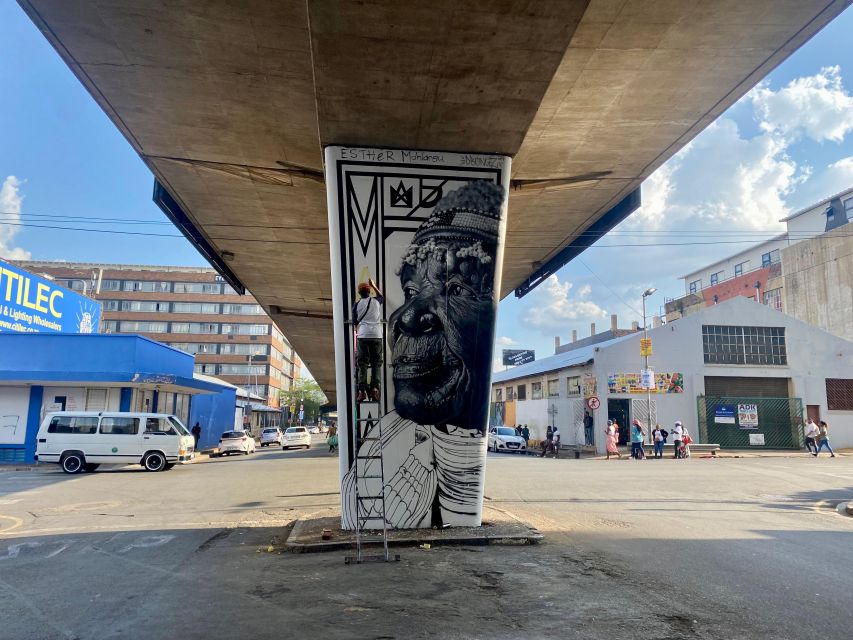 Johannesburg: Street Art and Culture in Maboneng! - The Hideout Bar and an uneasy past