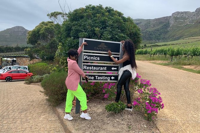 Kirstenbosch Botanical Gardens and Constantia Wine Tasting Tour. - Transport, guiding, and the pace of the day