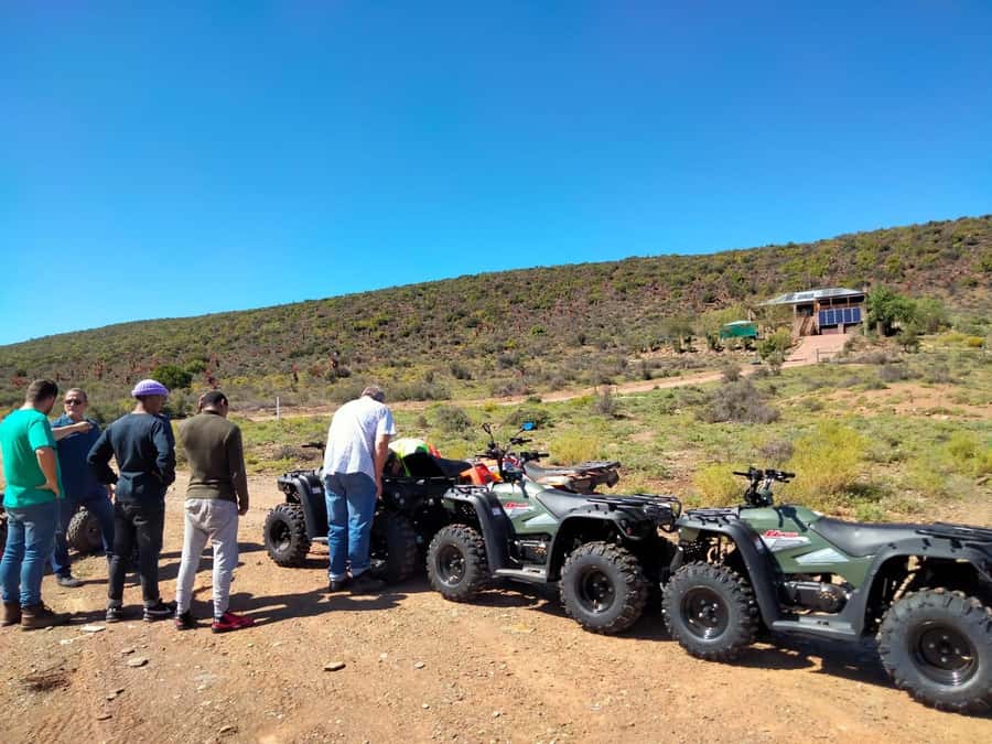 KLEIN KAROO at Oudtshoorn QUAD BIKE FUN RIDE - The guide can make or break the outing