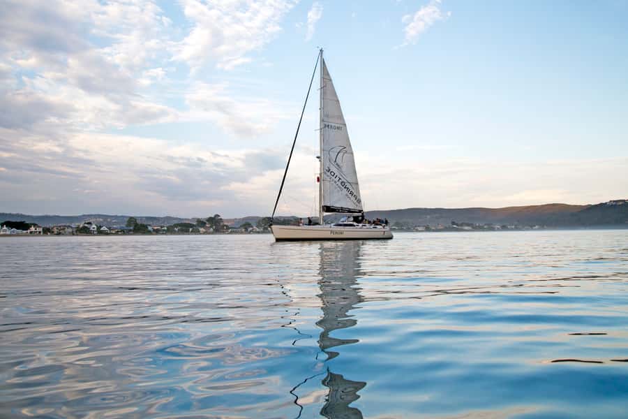 Knysna: 2.5-Hour Day Sail & Lunch Charter - Sailing toward the Knysna Heads