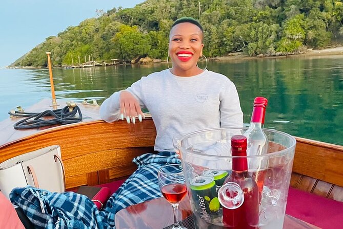 Knysna Boat Cruise aboard Coquette - From Thesen Island to the Knysna Heads