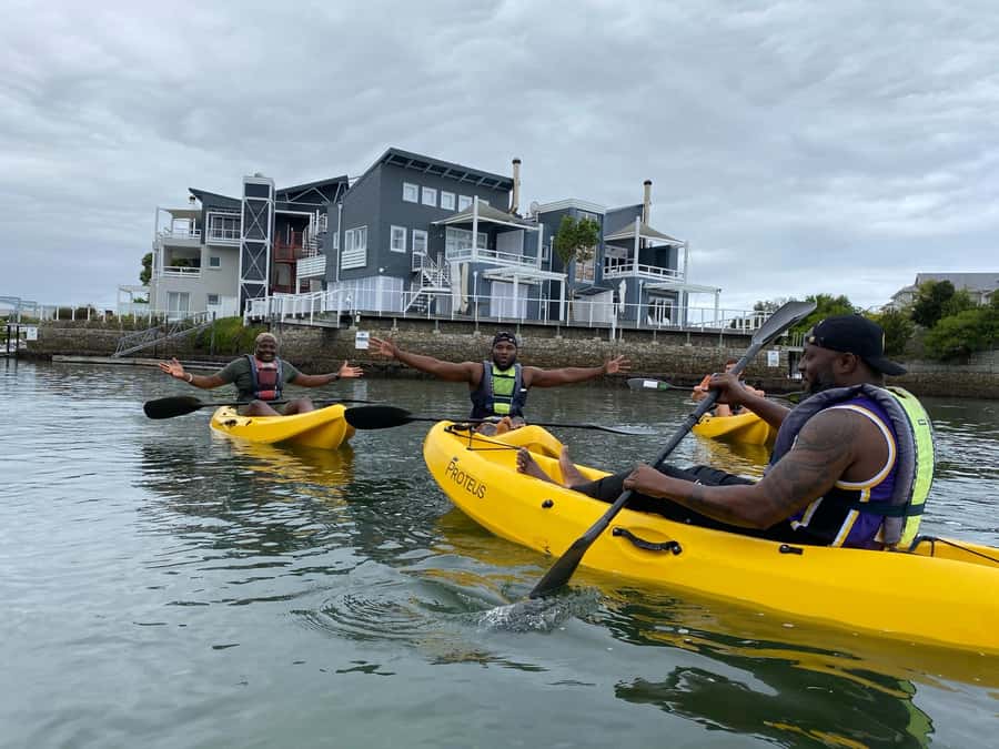 Knysna Kayak Hire - Weather, clothing, and sun protection