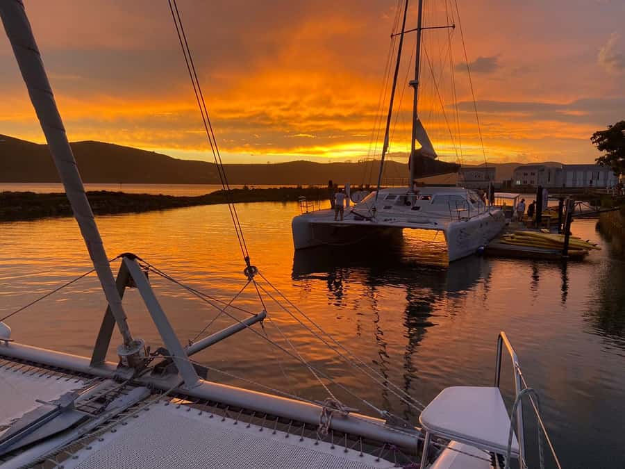 Knysna: Luxury Sunset Cruise with Captain's Barbeque - Booking and practical details