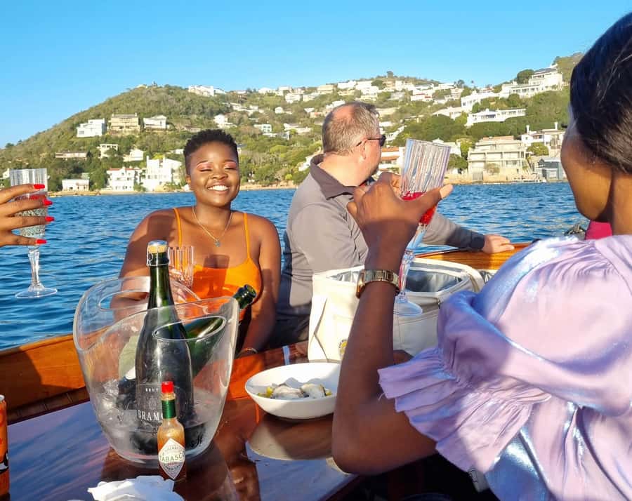 Knysna: Sightseeing Cruise on Coquette - The first minutes on the Knysna Lagoon