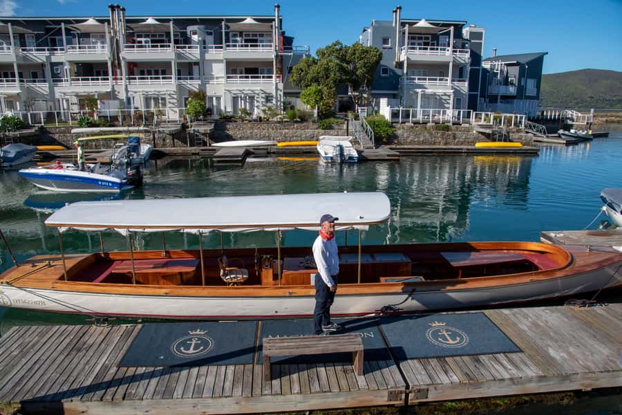 Knysna: Sightseeing Cruise on Coquette - Meeting Coquette on Thesen Island