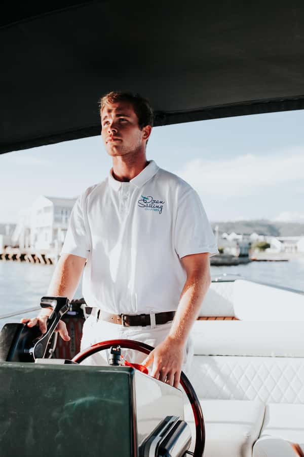 Knysna: Sunset Lagoon Cruise - Sunset, blankets, and the return waterfront view