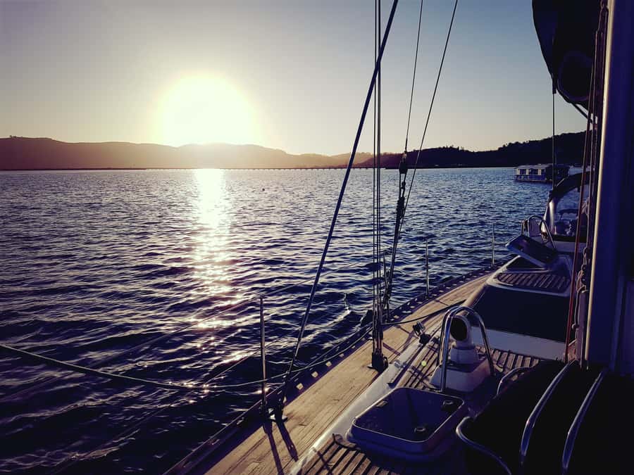 Knysna Sunset Sailing Cruise with Light Dinner and Wine - FAQ