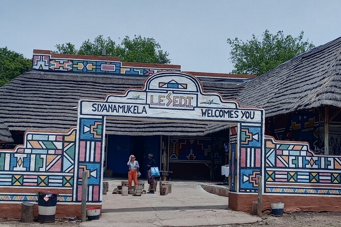 Lesedi Cultural Village & cradle of Humankind Guided Tour - The drive through Gauteng countryside