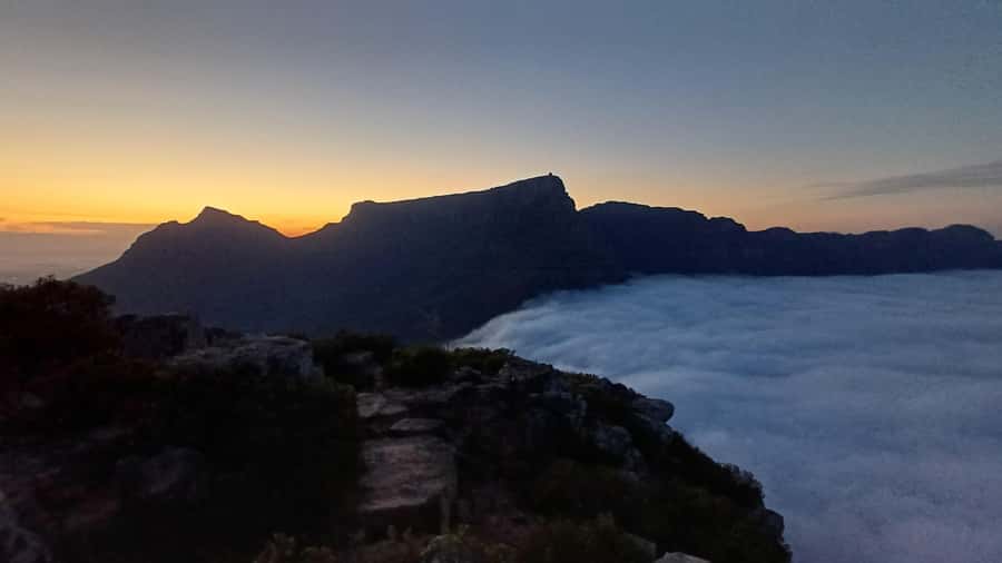 Lion's Head: Hike with a registered hiking guide - Meeting Lion’s Head before sunrise