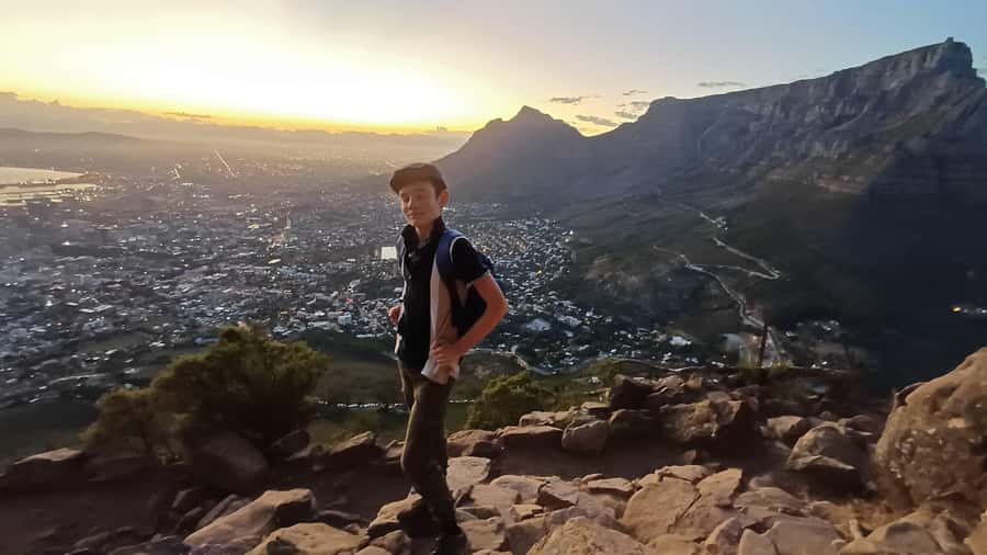 Lion's Head: Hike with a registered hiking guide - The descent is slower and more informative