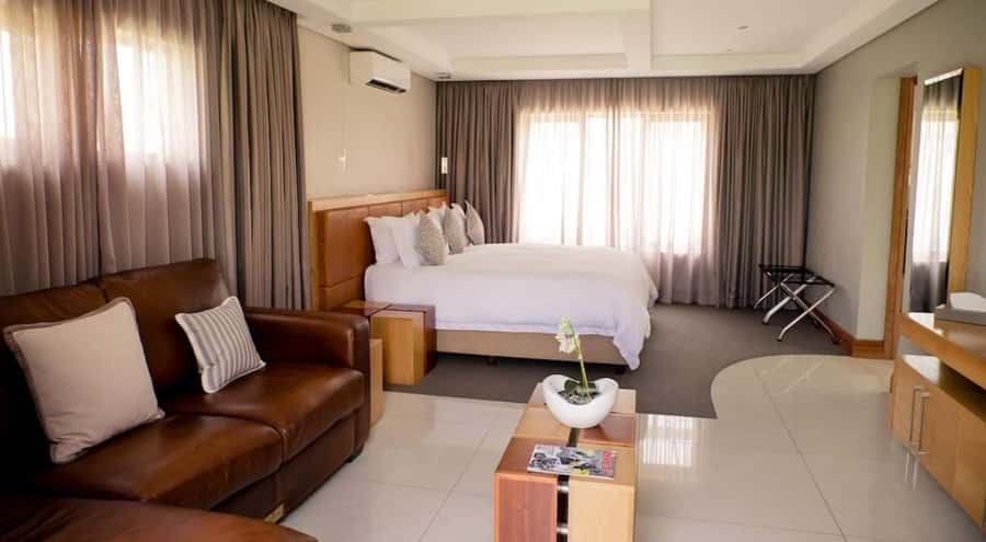 Port Elizabeth:2-Day Schotia Safaris & Addo Wildlife Reserve - Africanos Country Estate and the first afternoon