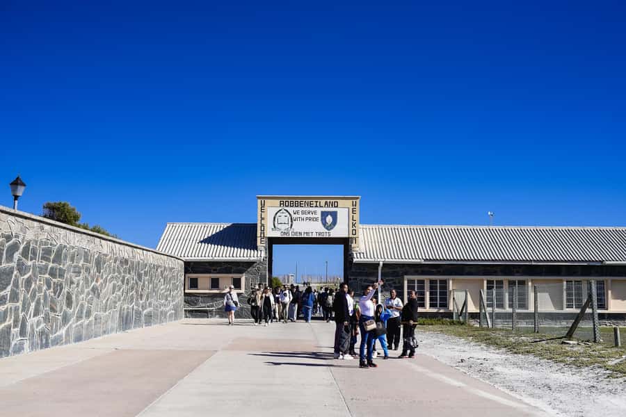 Pre-Booked: Robben Island, Bo-kaap & Table Mountain Tour - Why this day works for first-time Cape Town visitors