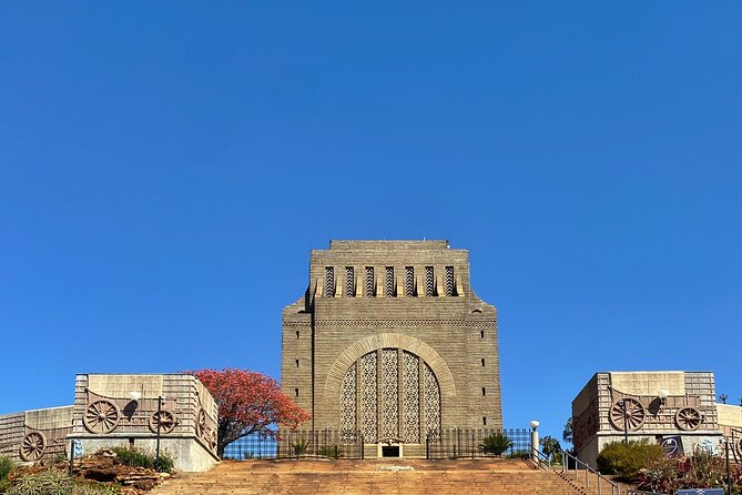 Pretoria City and Diamond Mine Tour - How the guide shapes the day